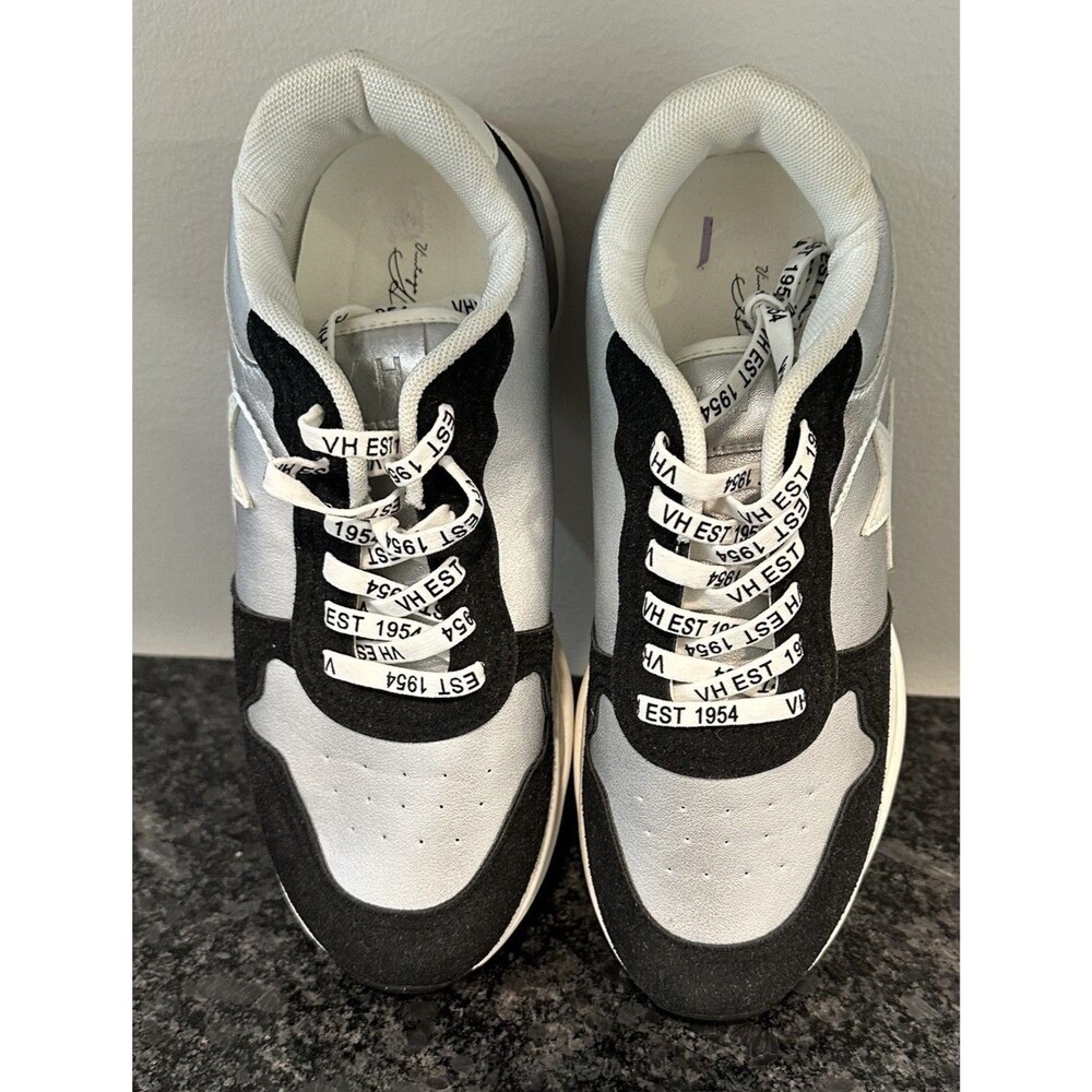 VINTAGE HAVANA Women’s Star Colorblock Sneakers Color Black/White/silver Sz 8